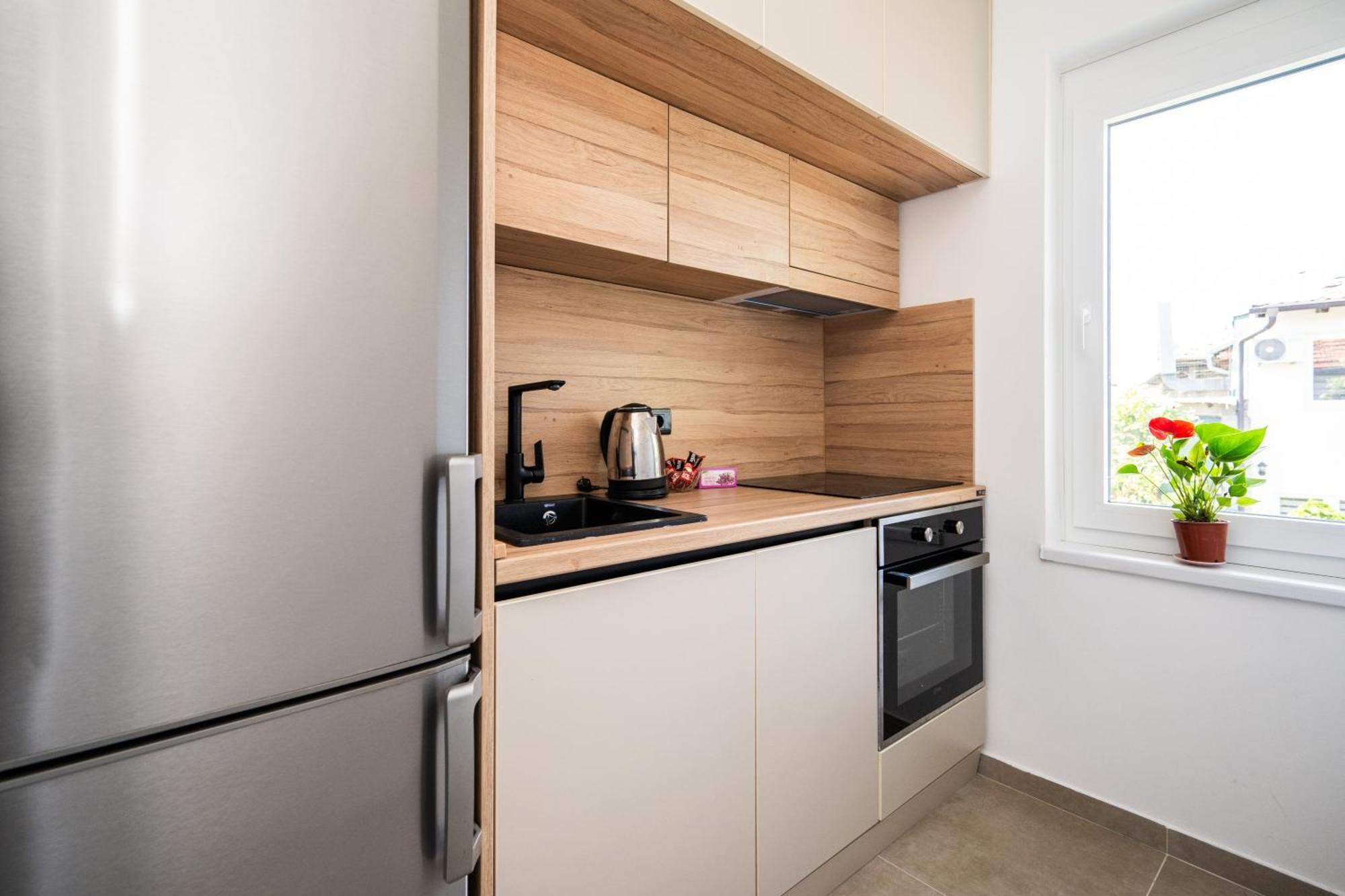 Bright 2Bdr Apartment With Balcony - Free Parking ซาราเยโว ภายนอก รูปภาพ